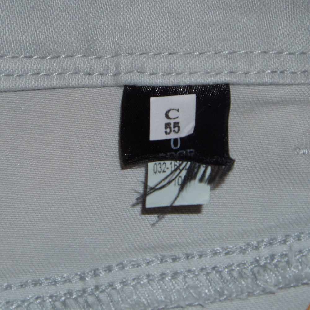 NWOT Chicos So Slimming Girlfriend Crop Pants - Picture 6 of 7